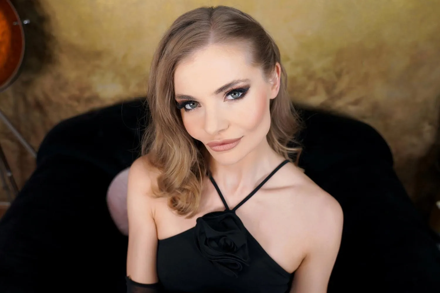 fibieuro under her spell second