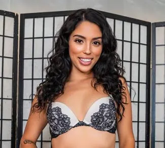 vanessa sky board stiffy