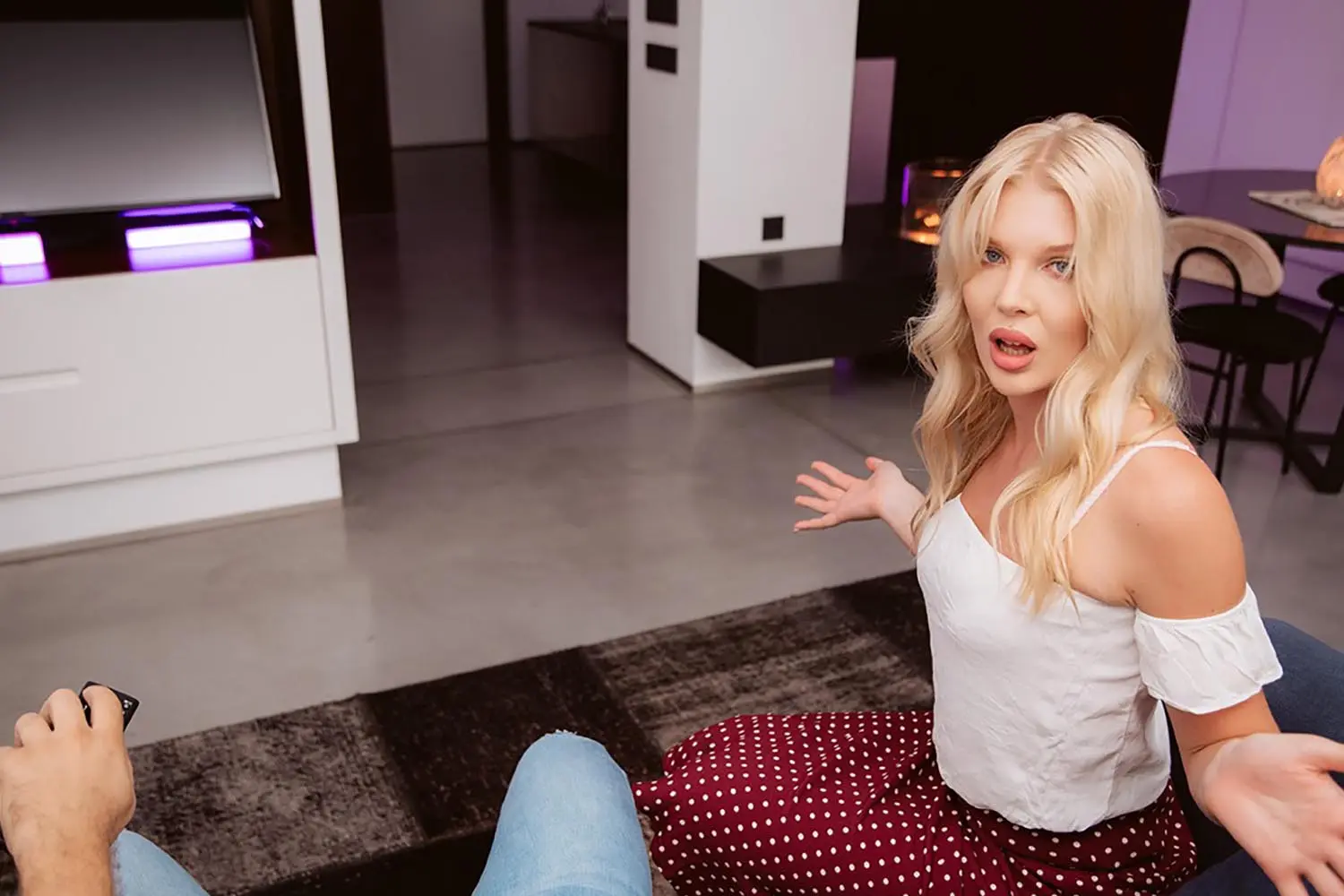 VirtualRealTrans 8K video quality with binaural 3D audio and 60fps playback